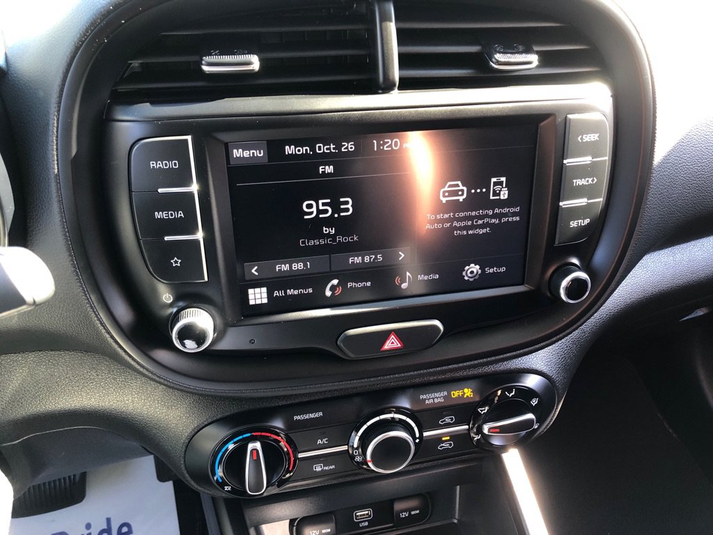 Used 2024 Kia Soul LX FWD image 26