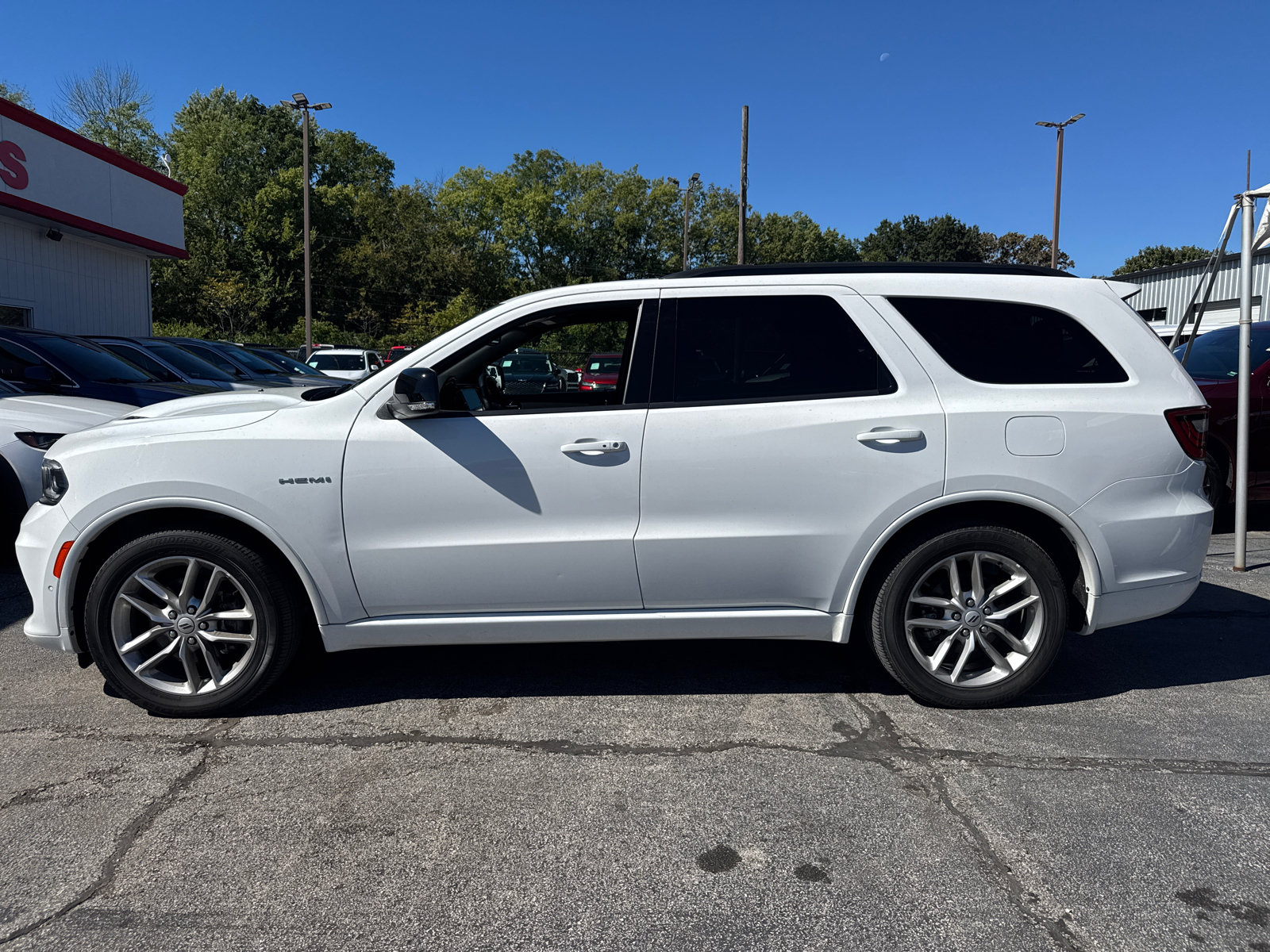 Used 2025 Dodge Durango R/T AWD/4WD image 3