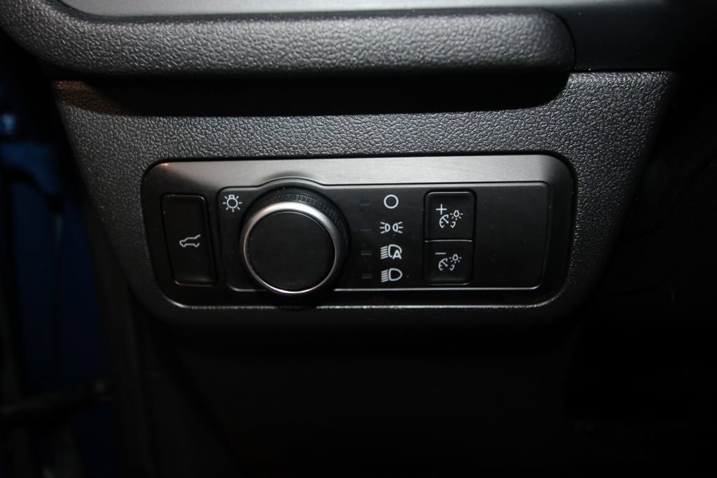 Used 2023 Ford Escape Active AWD/4WD image 9