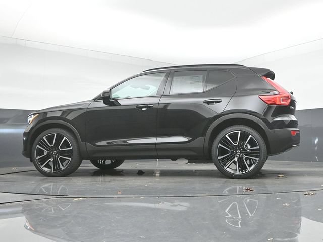 New 2026 Volvo XC40 B5 Ultra w/ Protection Package Premier AWD/4WD image 40