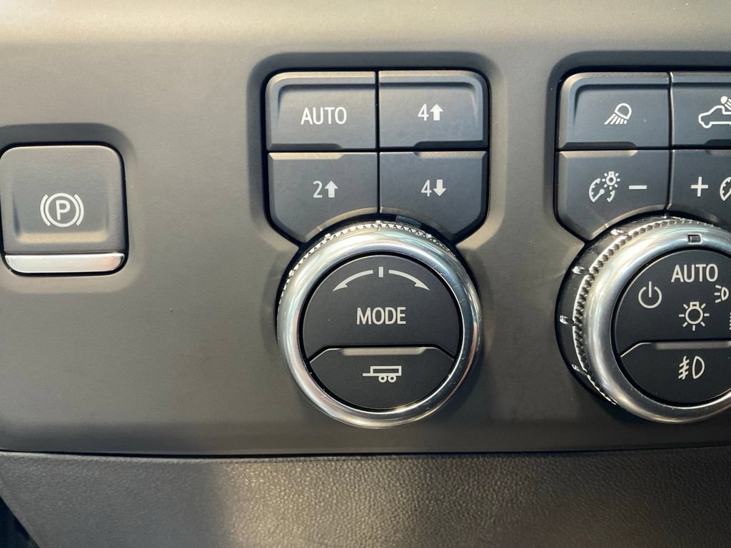 Used 2024 GMC Sierra 1500 Denali w/ Denali Reserve Package AWD/4WD image 18