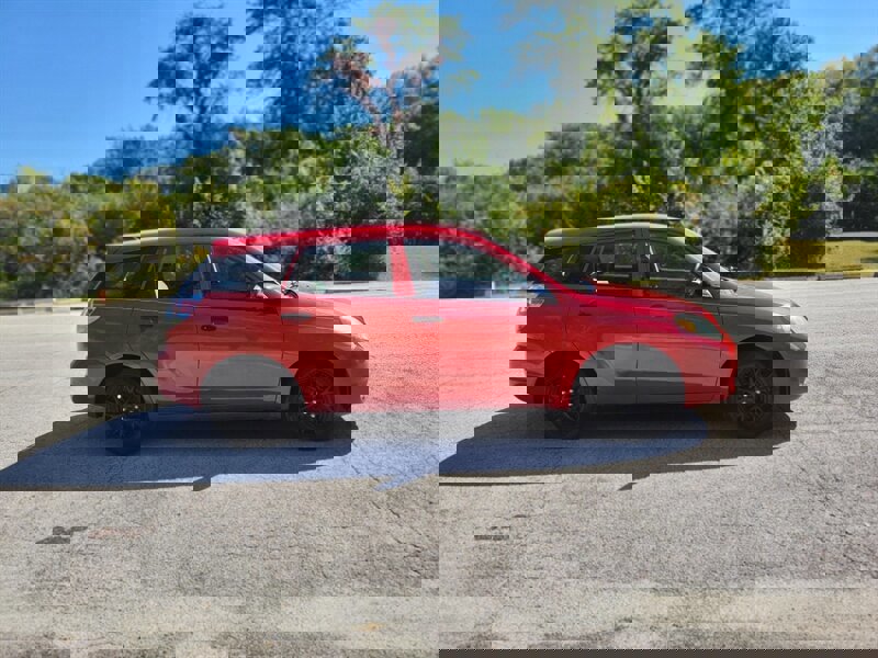 Used 2006 Toyota Matrix XR image 6