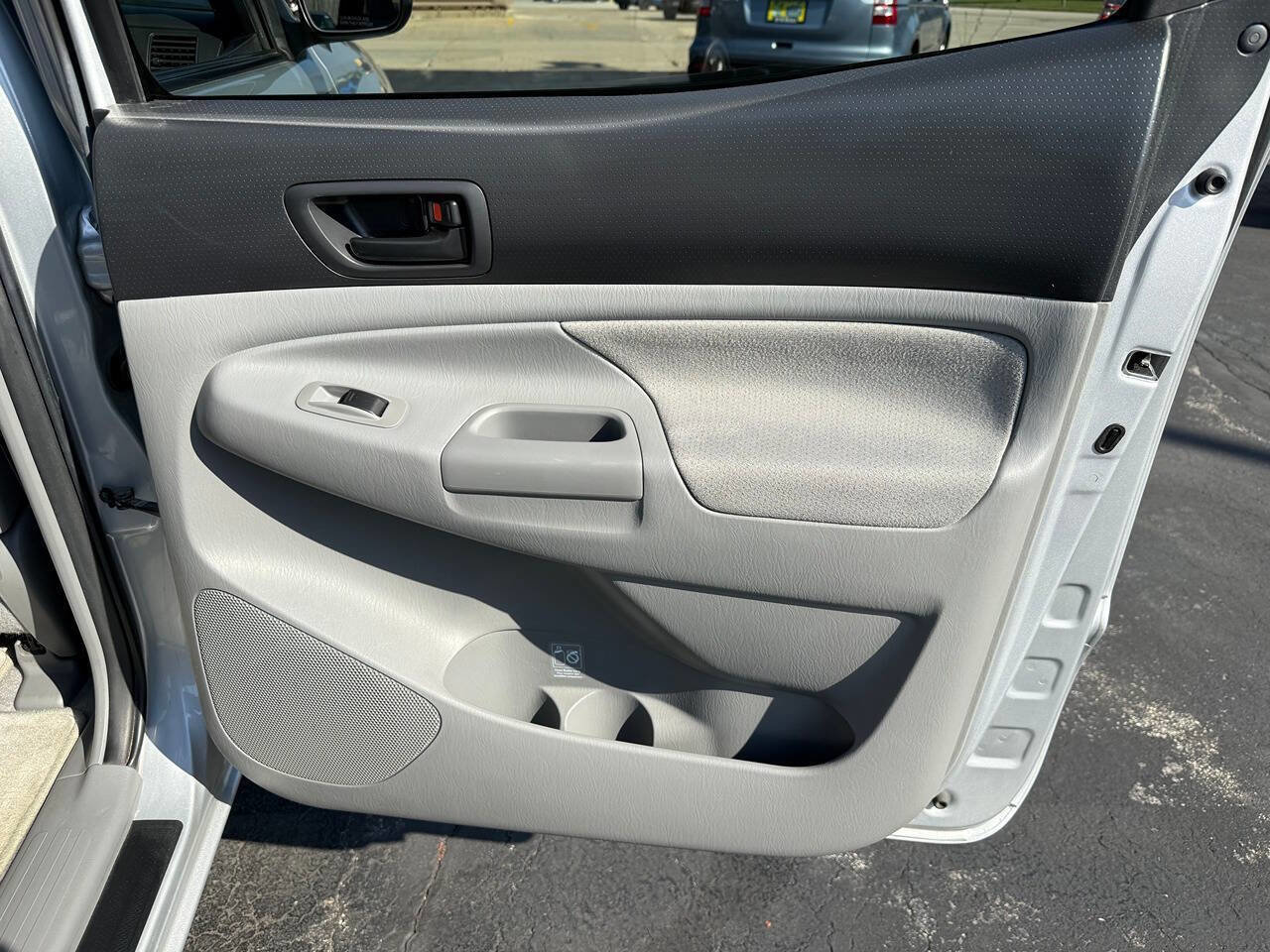 Used 2011 Toyota Tacoma 4x4 Double Cab w/ SR5 Pkg #2 image 35