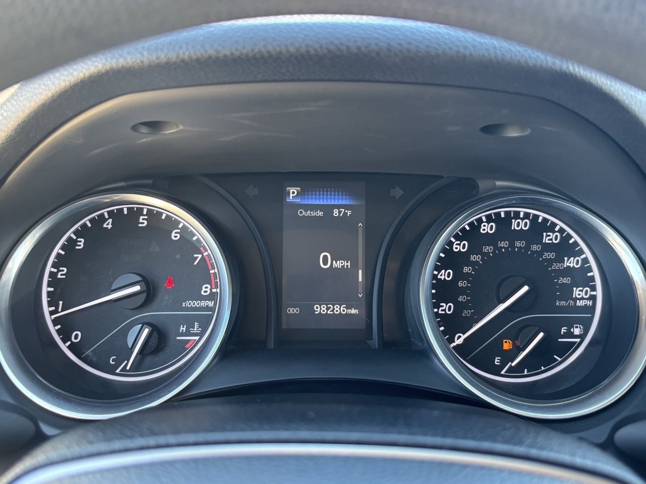Used 2018 Toyota Camry LE FWD image 27