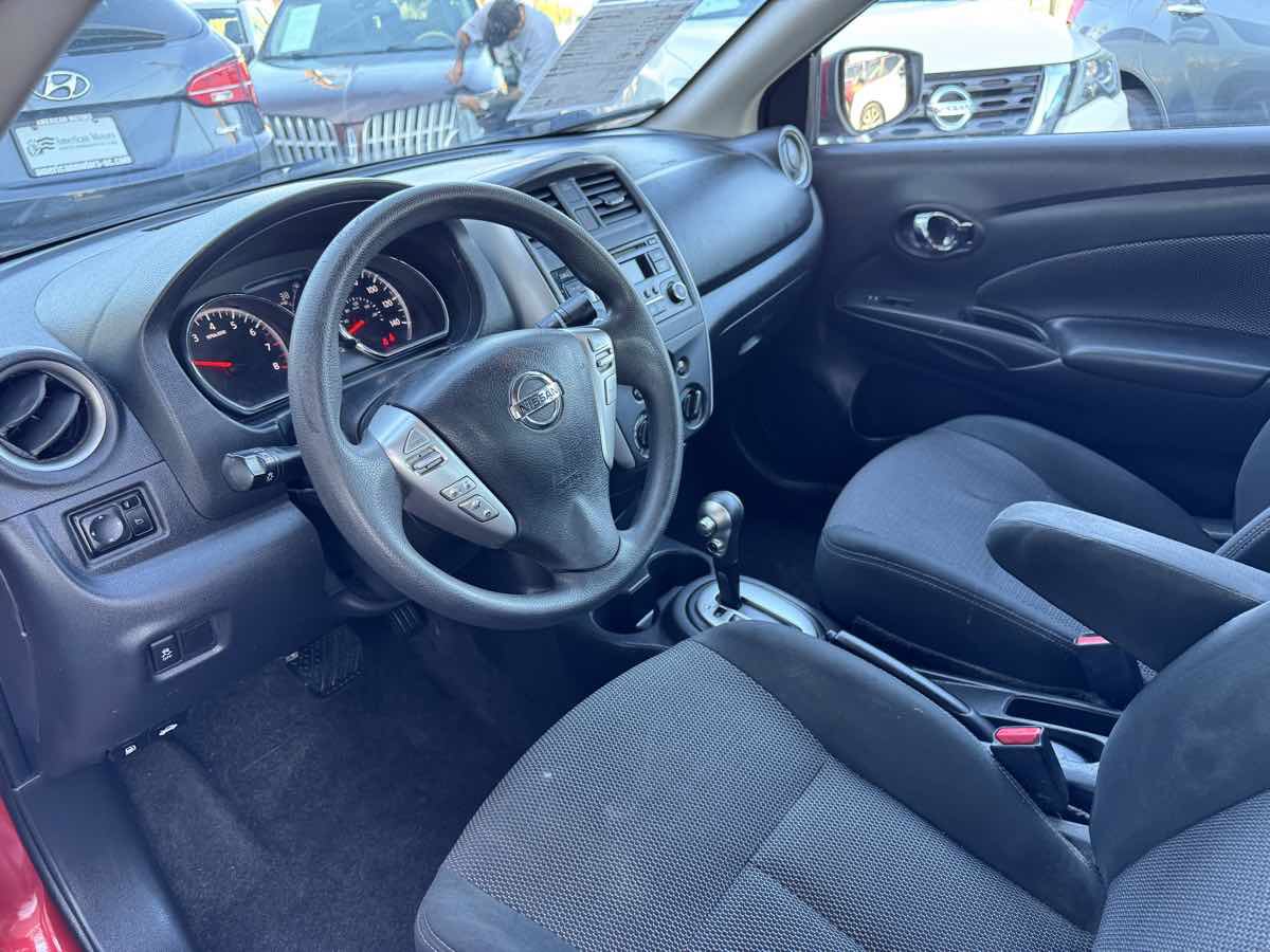 Used 2018 Nissan Versa SV FWD image 32
