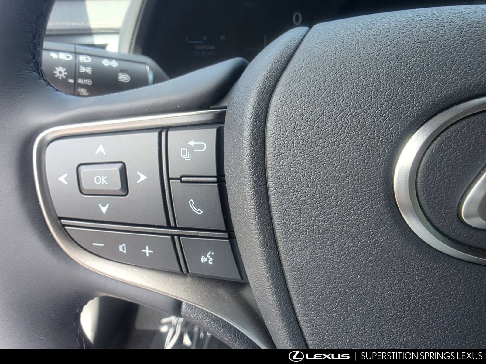 New 2026 Lexus UX 300h FWD w/ Accessory Package (Z1) image 25