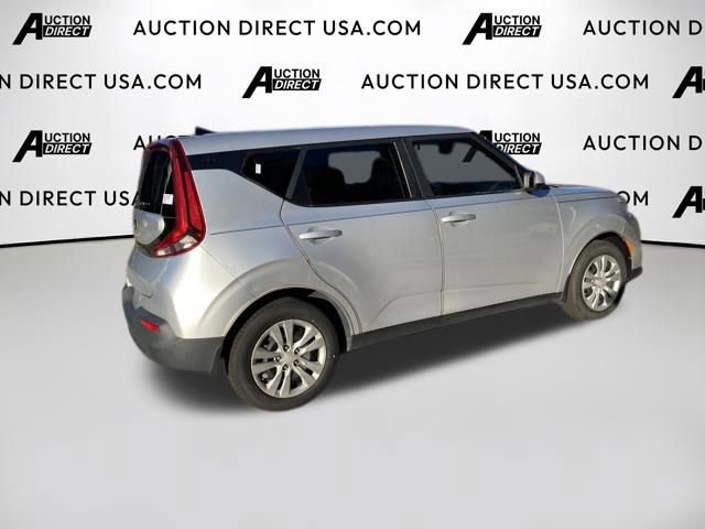 Used 2020 Kia Soul LX image 3