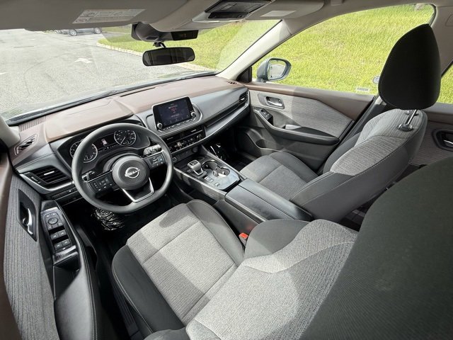 Used 2023 Nissan Rogue SV image 26