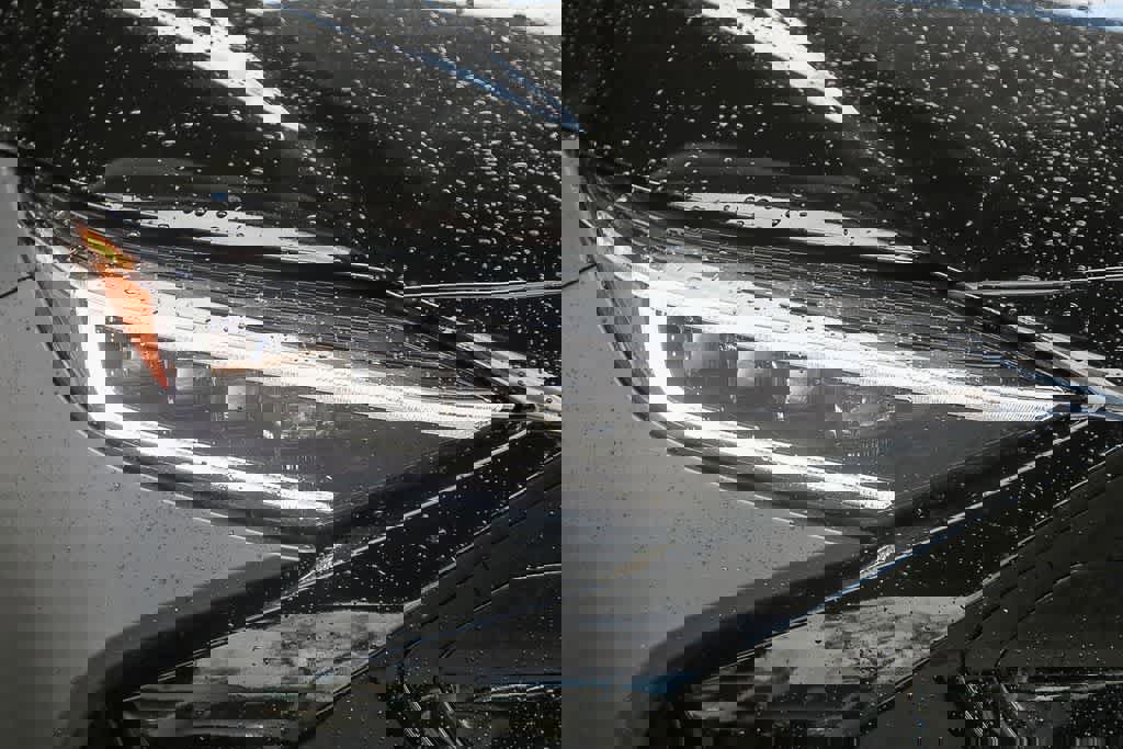 Used 2025 Subaru Solterra Premium image 4