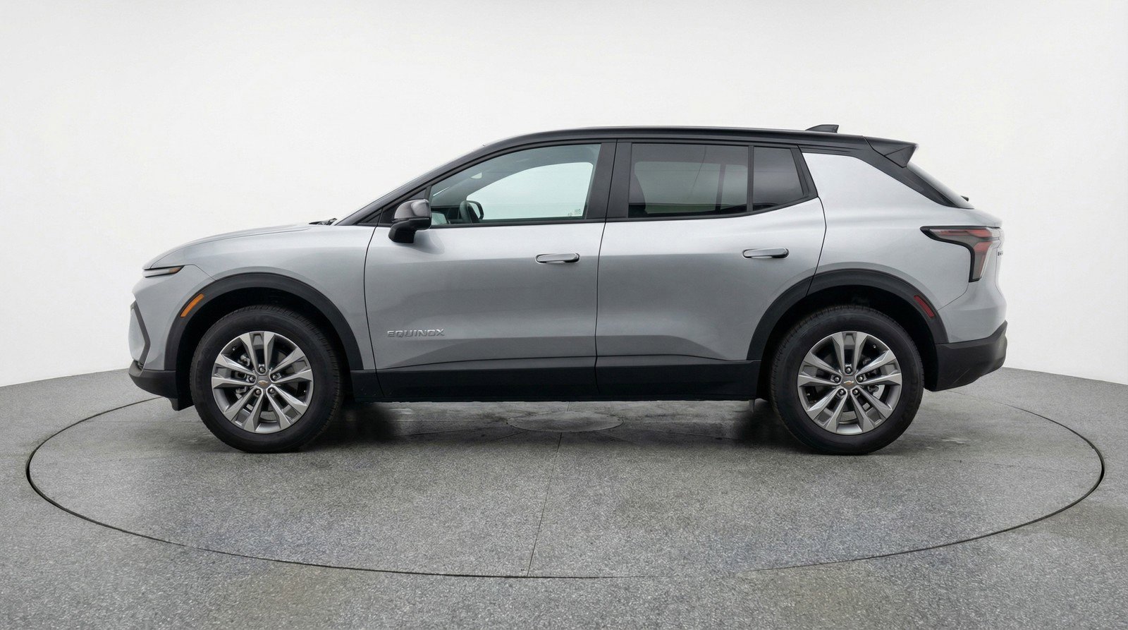 Used 2025 Chevrolet Equinox LT FWD image 5