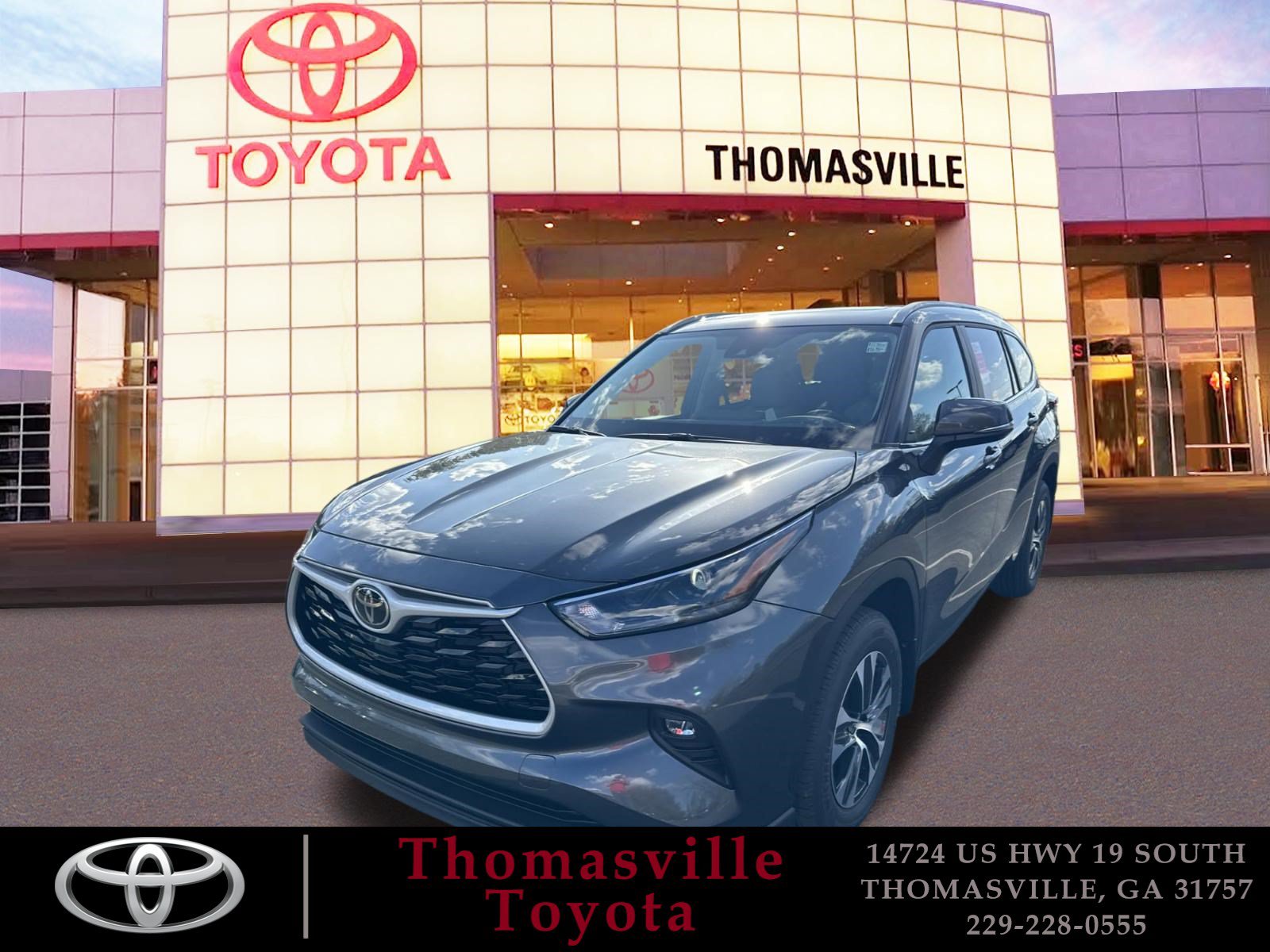 New 2025 Toyota Highlander XLE FWD image 1