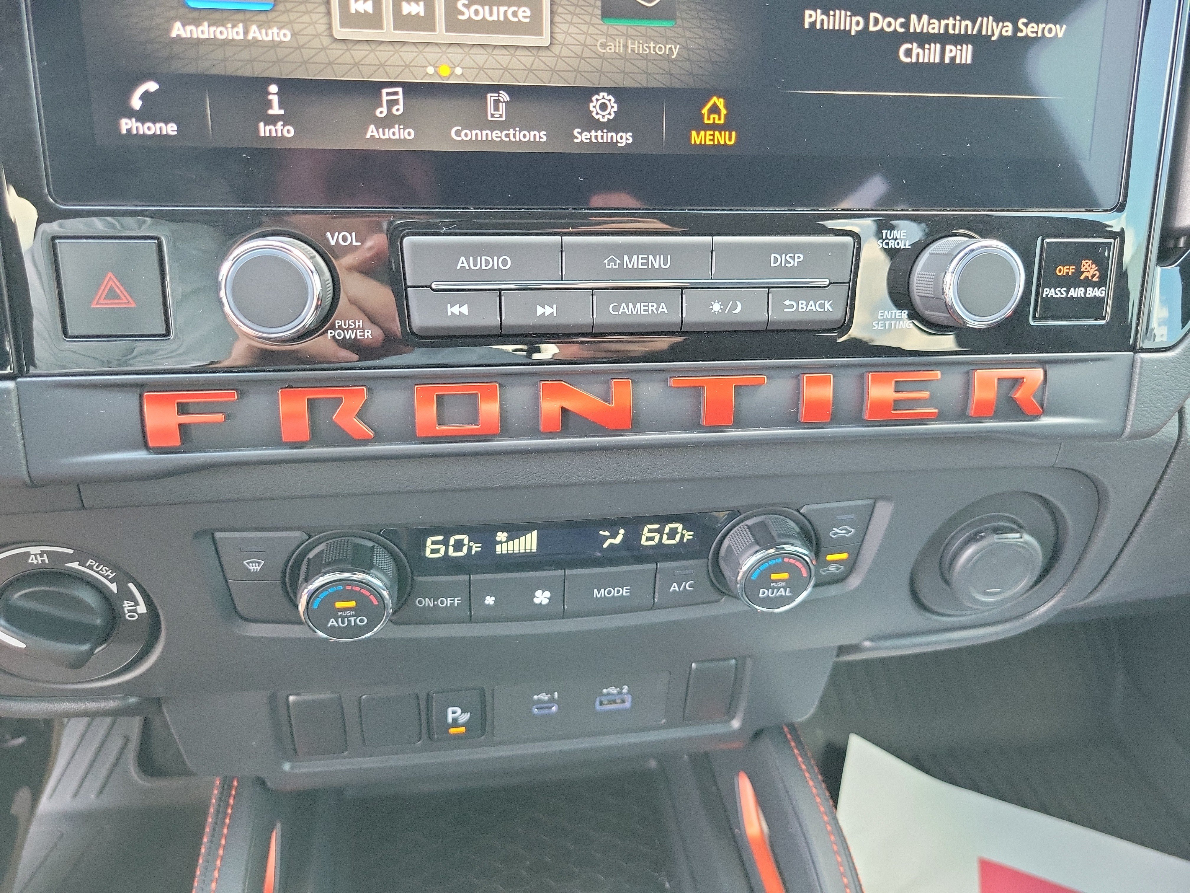 Used 2025 Nissan Frontier PRO-4X AWD/4WD image 17