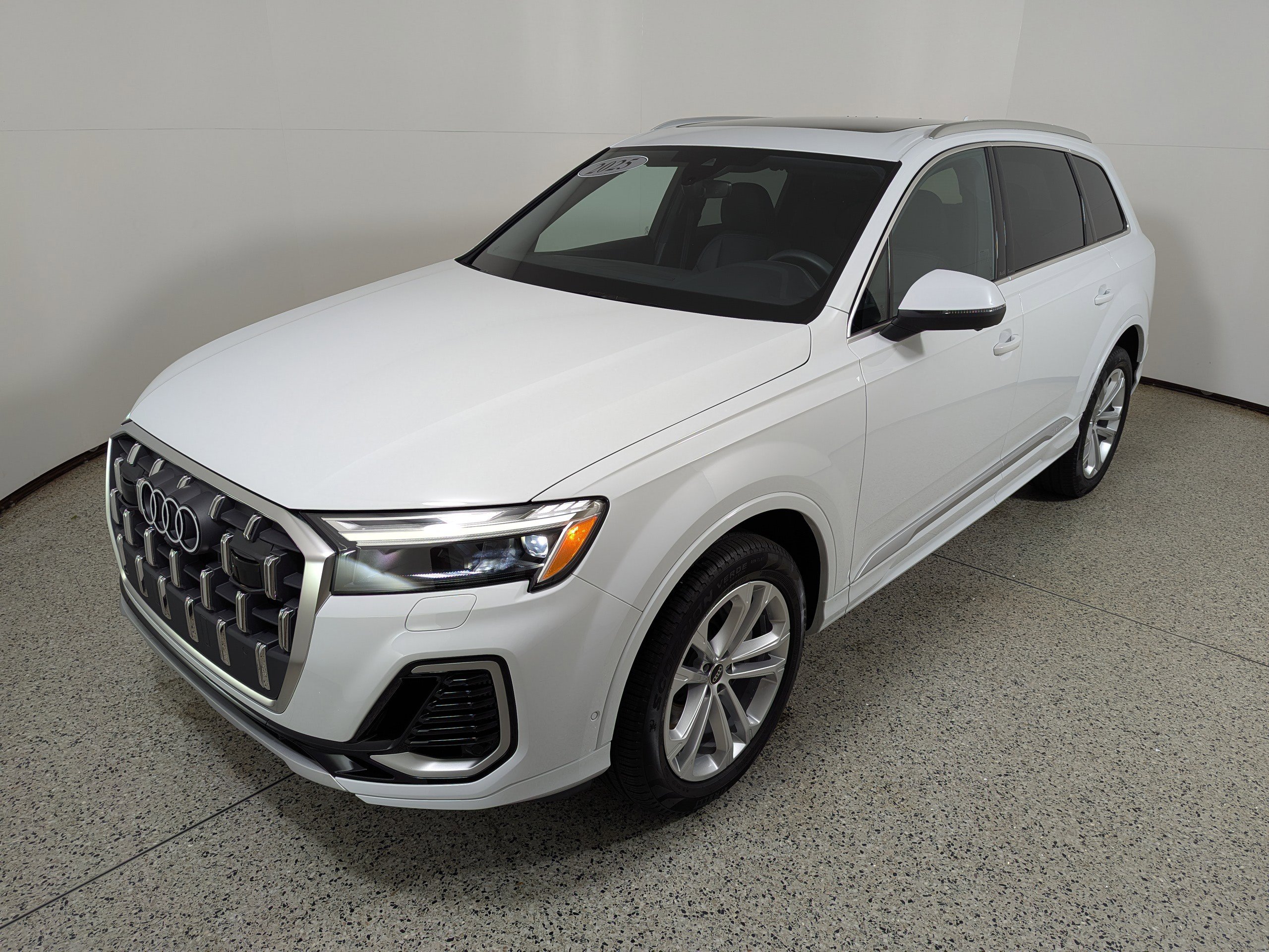 Certified 2025 Audi Q7 3.0T Premium image 6