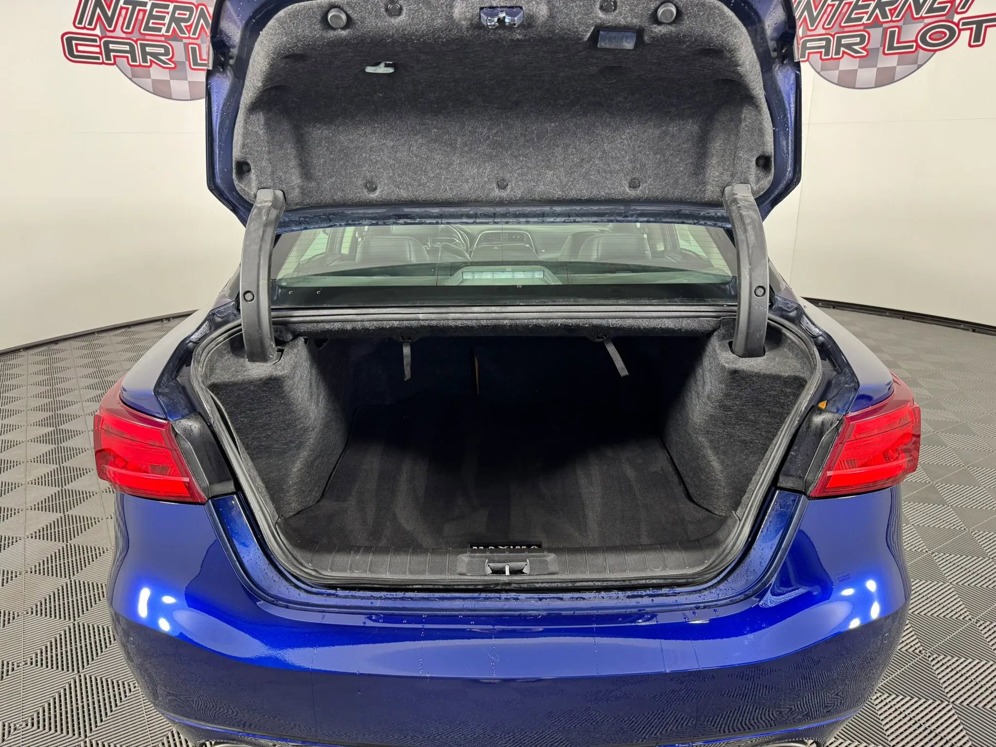 Used 2018 Nissan Maxima 3.5 SL image 29