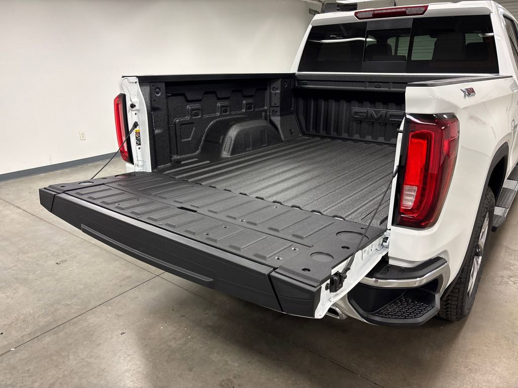 New 2026 GMC Sierra 1500 SLT w/ SLT Premium Plus Package AWD/4WD image 19