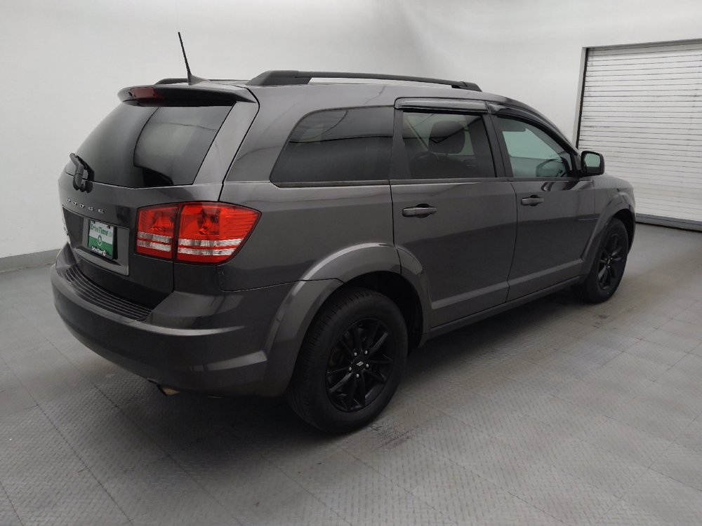 Used 2020 Dodge Journey SE w/ SE Popular Equipment Group FWD image 9