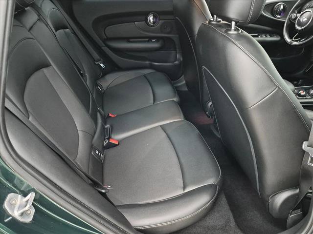 Used 2017 MINI Cooper Clubman FWD image 18