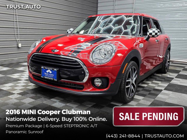 Used 2016 MINI Cooper Clubman FWD image 1