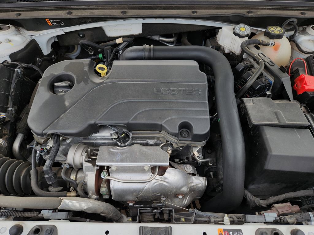 Used 2023 Chevrolet Malibu LT image 32