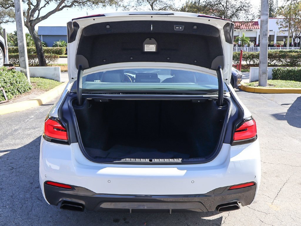 Used 2023 BMW 540i w/ M Sport Package image 21