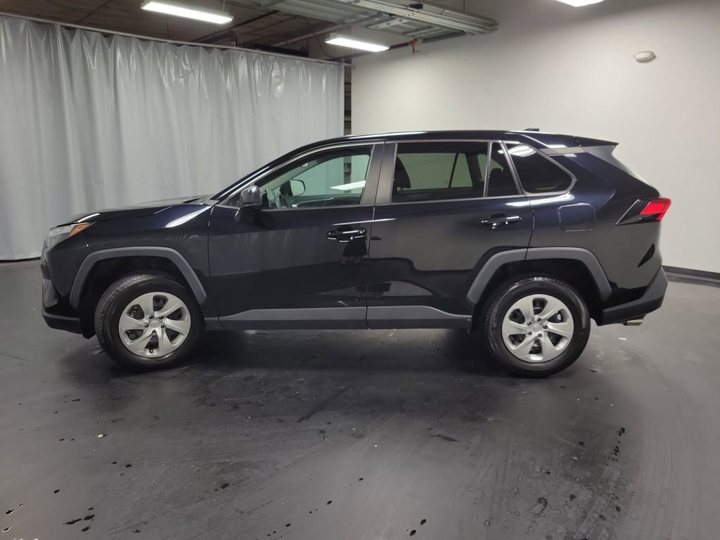 Used 2023 Toyota RAV4 LE image 5