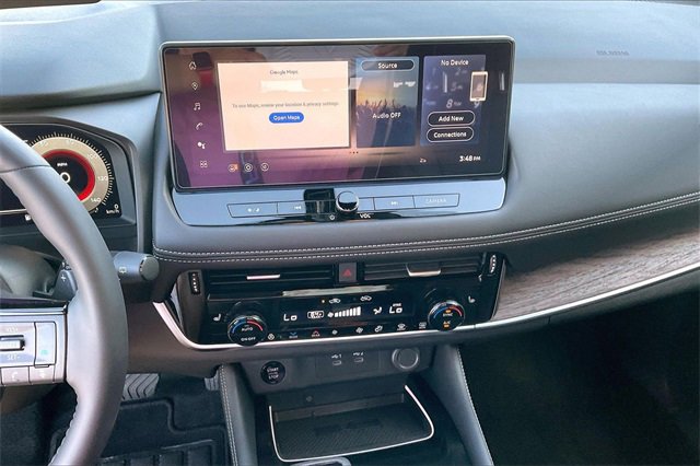 Certified 2025 Nissan Rogue Platinum w/ Platinum Premium Package image 30