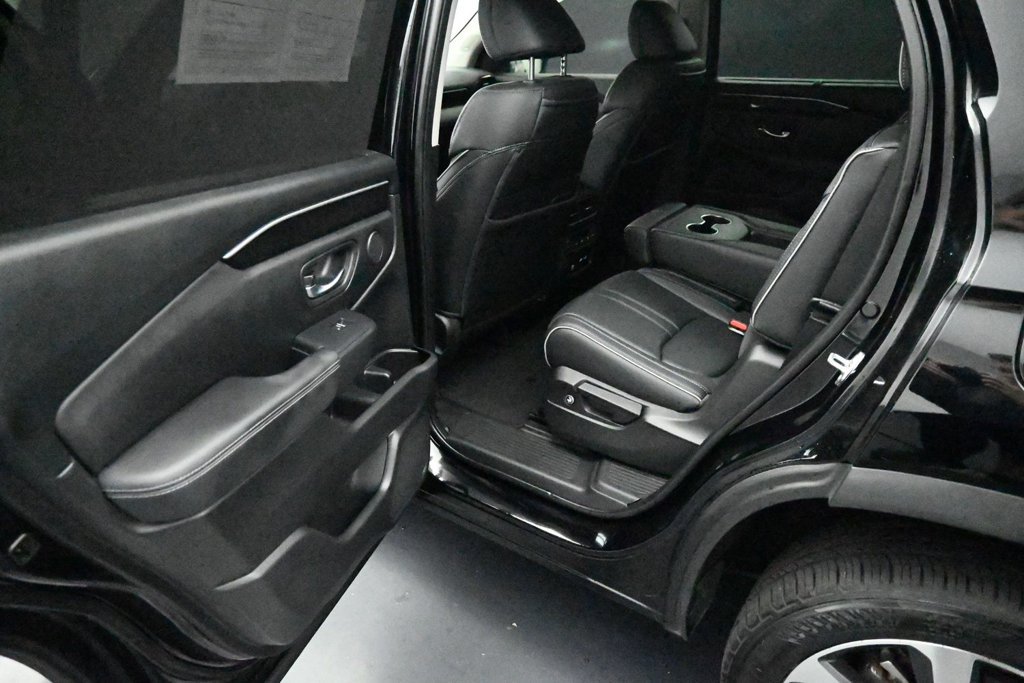 Used 2023 Honda Pilot Elite image 21