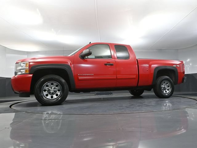 Used 2011 Chevrolet Silverado 1500 LS AWD/4WD image 41