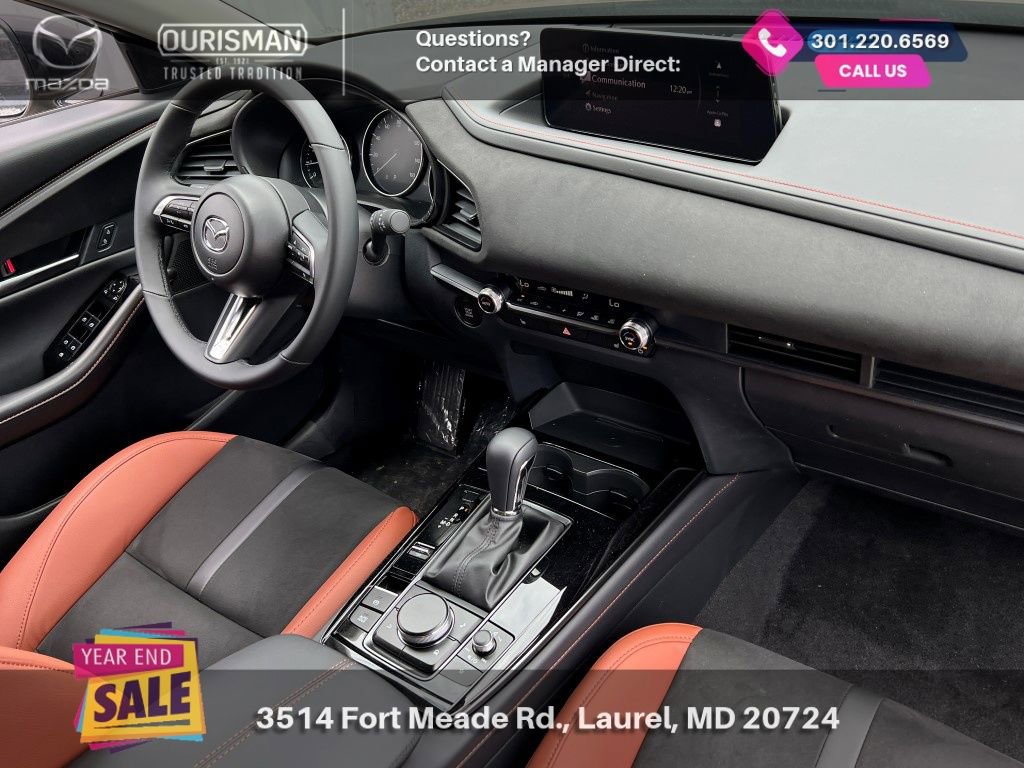 New 2025 MAZDA CX-30 Carbon image 6