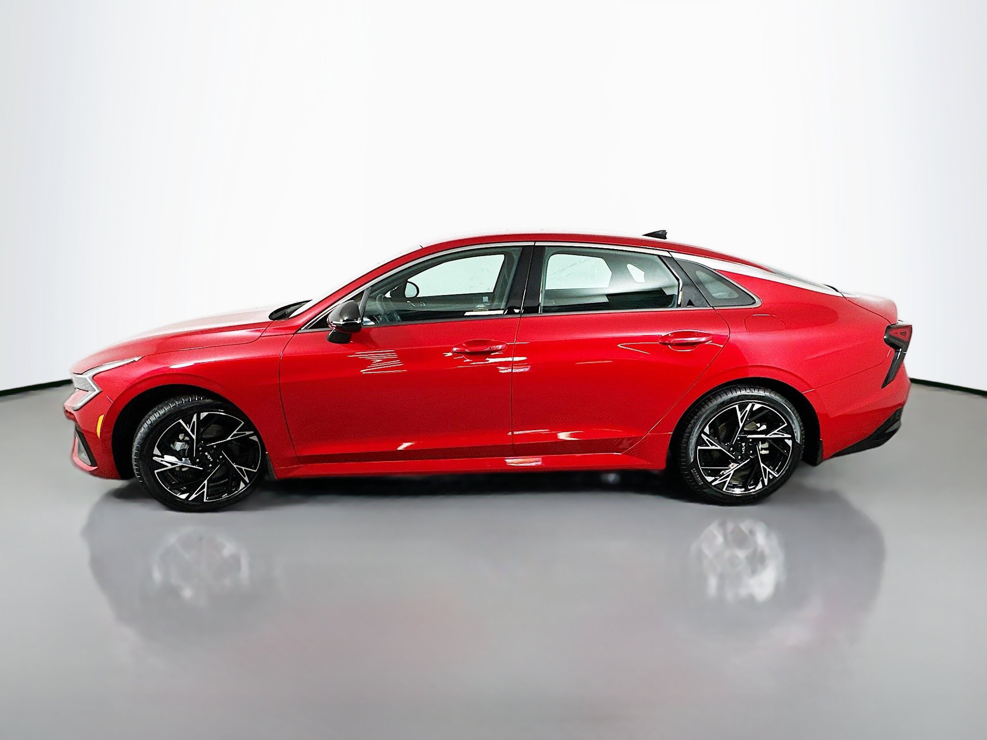 Used 2025 Kia K5 GT-Line AWD/4WD image 4