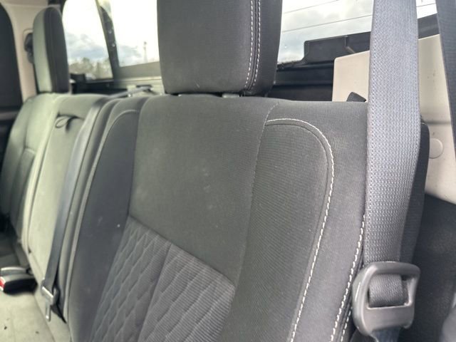 Used 2018 Nissan Titan SV w/ SV Convenience Package image 16