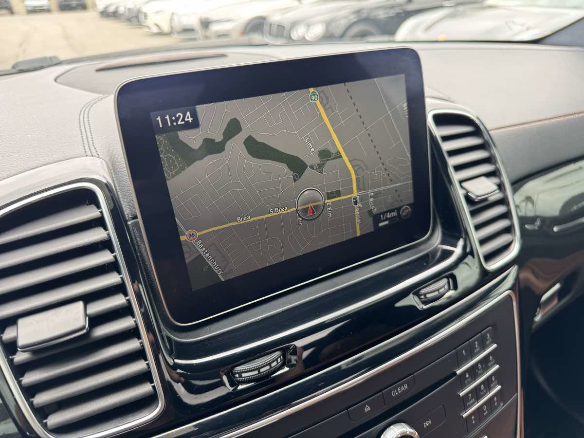 Used 2017 Mercedes-Benz GLE 43 AMG 4MATIC image 25