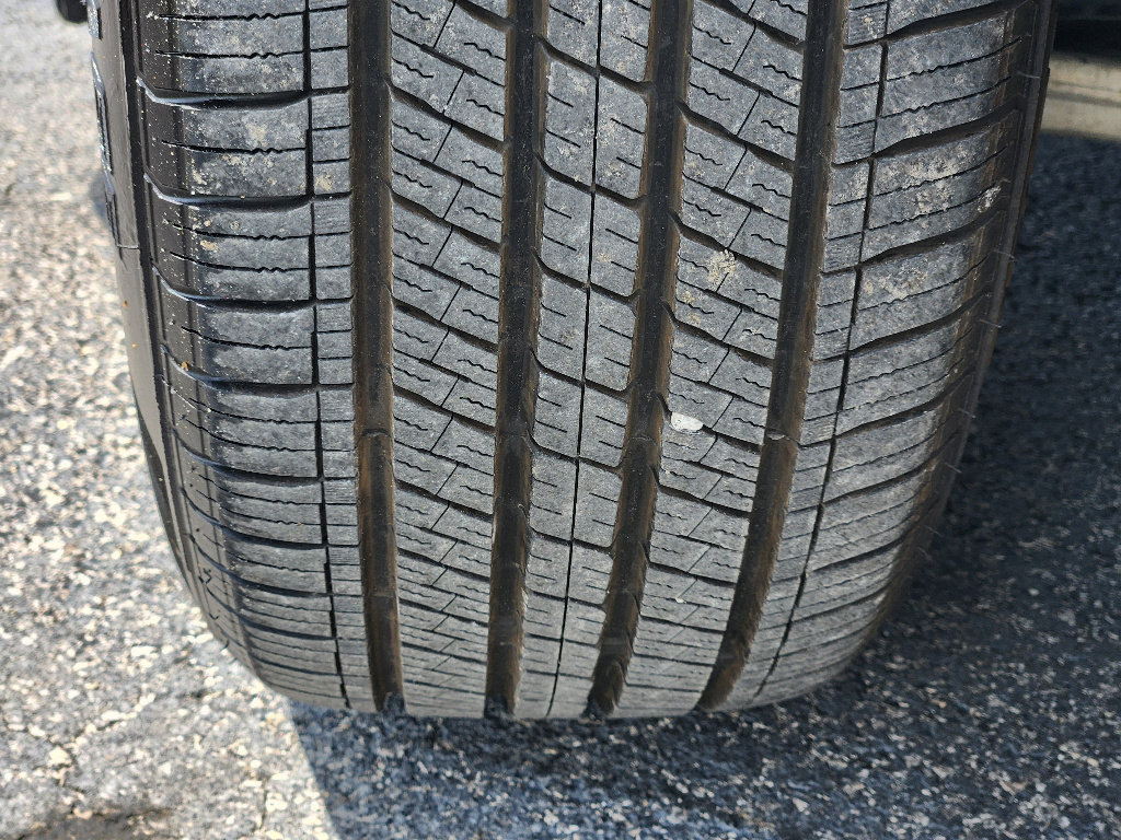 Used 2025 Nissan Altima 2.5 SV image 11