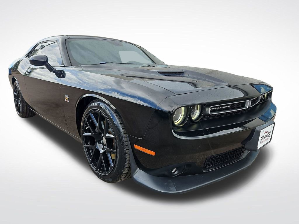 Used 2015 Dodge Challenger R/T Scat Pack w/ Leather Interior Group RWD image 7