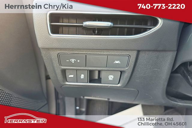 Used 2023 Hyundai Sonata SEL FWD image 14