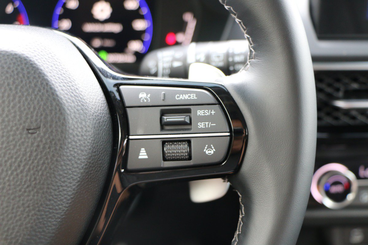 Used 2025 Acura ADX FWD image 19