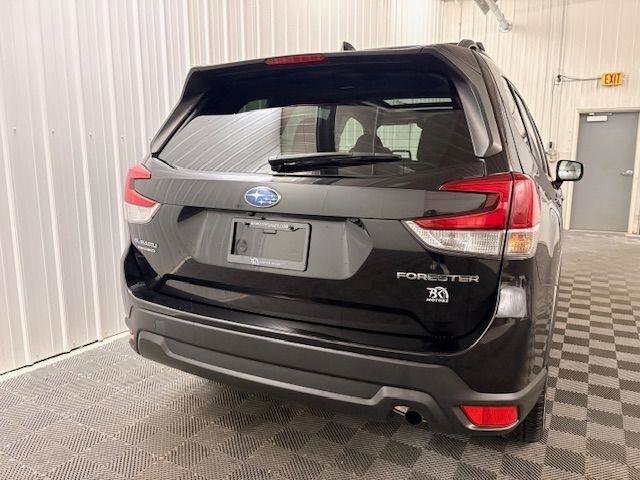 Used 2024 Subaru Forester Premium image 25