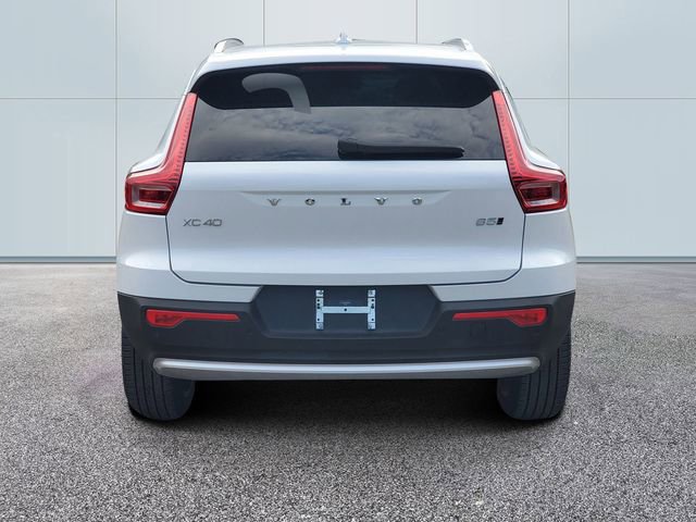 Certified 2024 Volvo XC40 B5 Plus w/ Protection Package Premier image 5