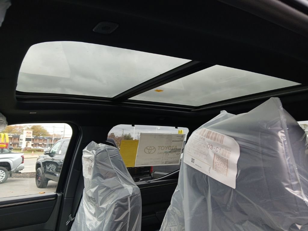 New 2026 Toyota Tundra Platinum image 6