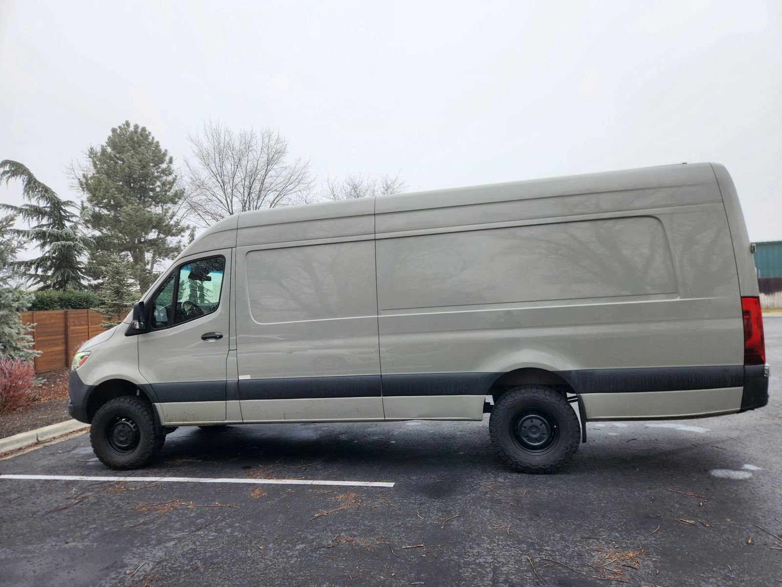 Used 2023 Mercedes-Benz Sprinter 2500 image 4