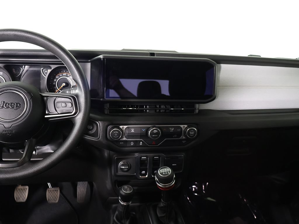 Used 2026 Jeep Wrangler Sport AWD/4WD image 29