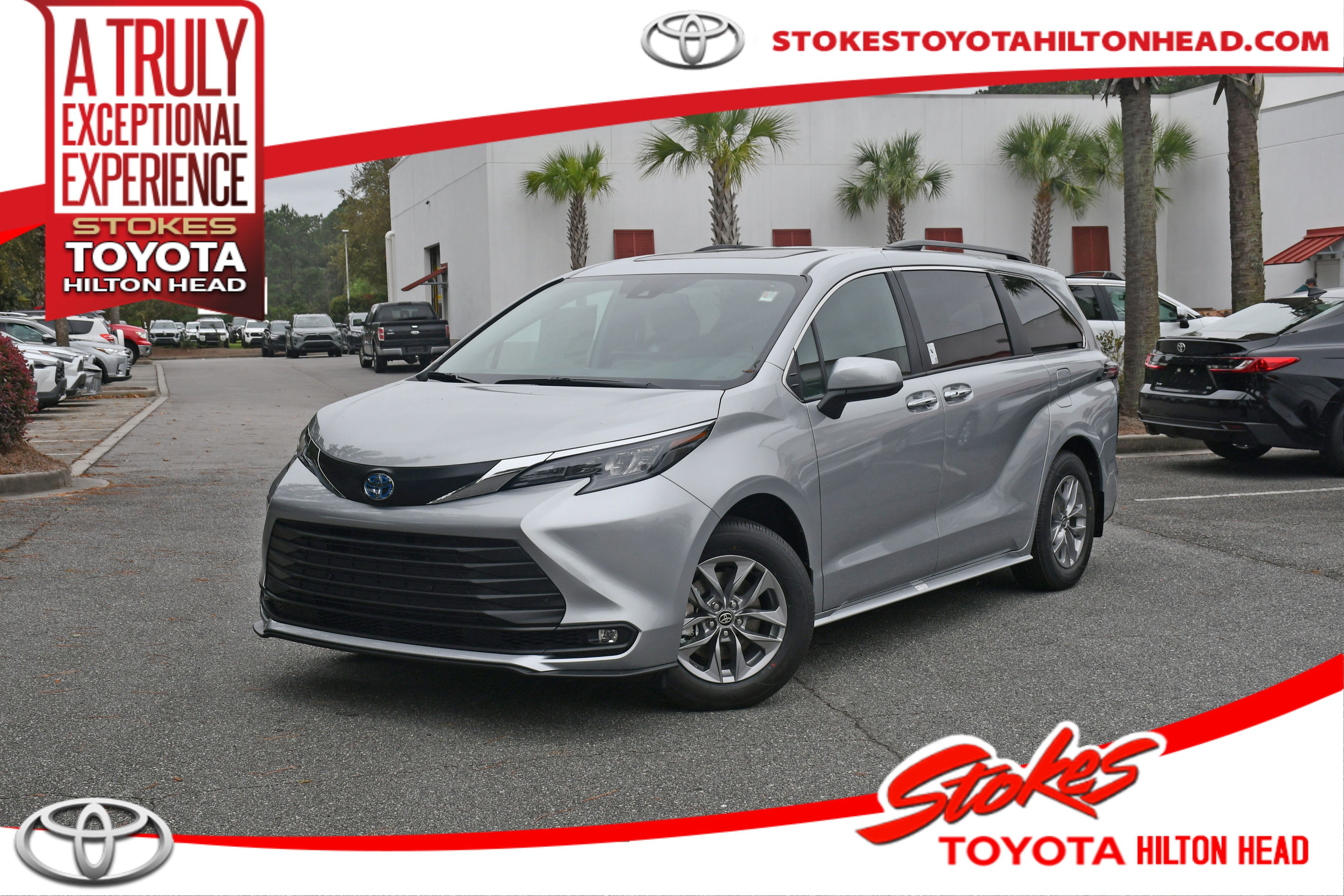 New 2025 Toyota Sienna XLE