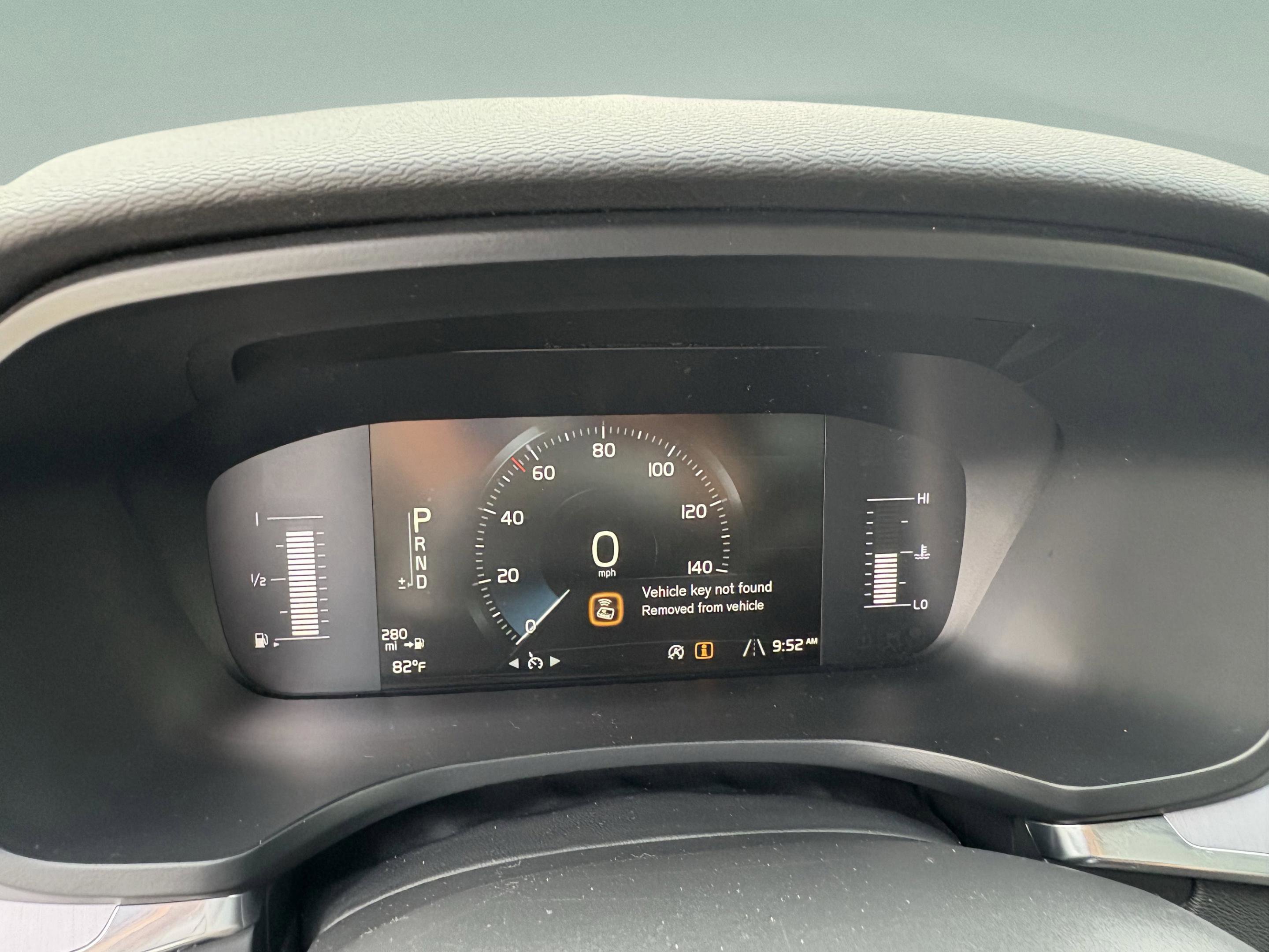 Used 2019 Volvo S60 T5 Momentum w/ Premium Package FWD image 21