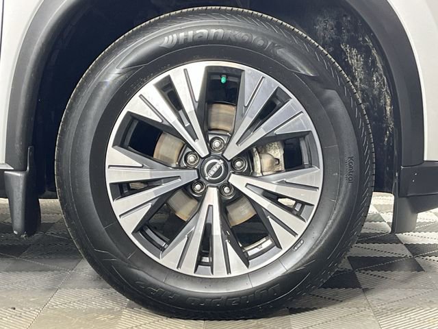 Certified 2023 Nissan Rogue SV image 10