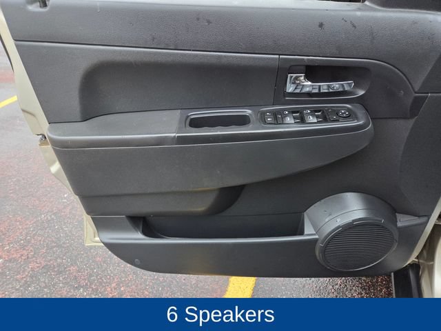 Used 2011 Jeep Liberty Sport AWD/4WD image 15