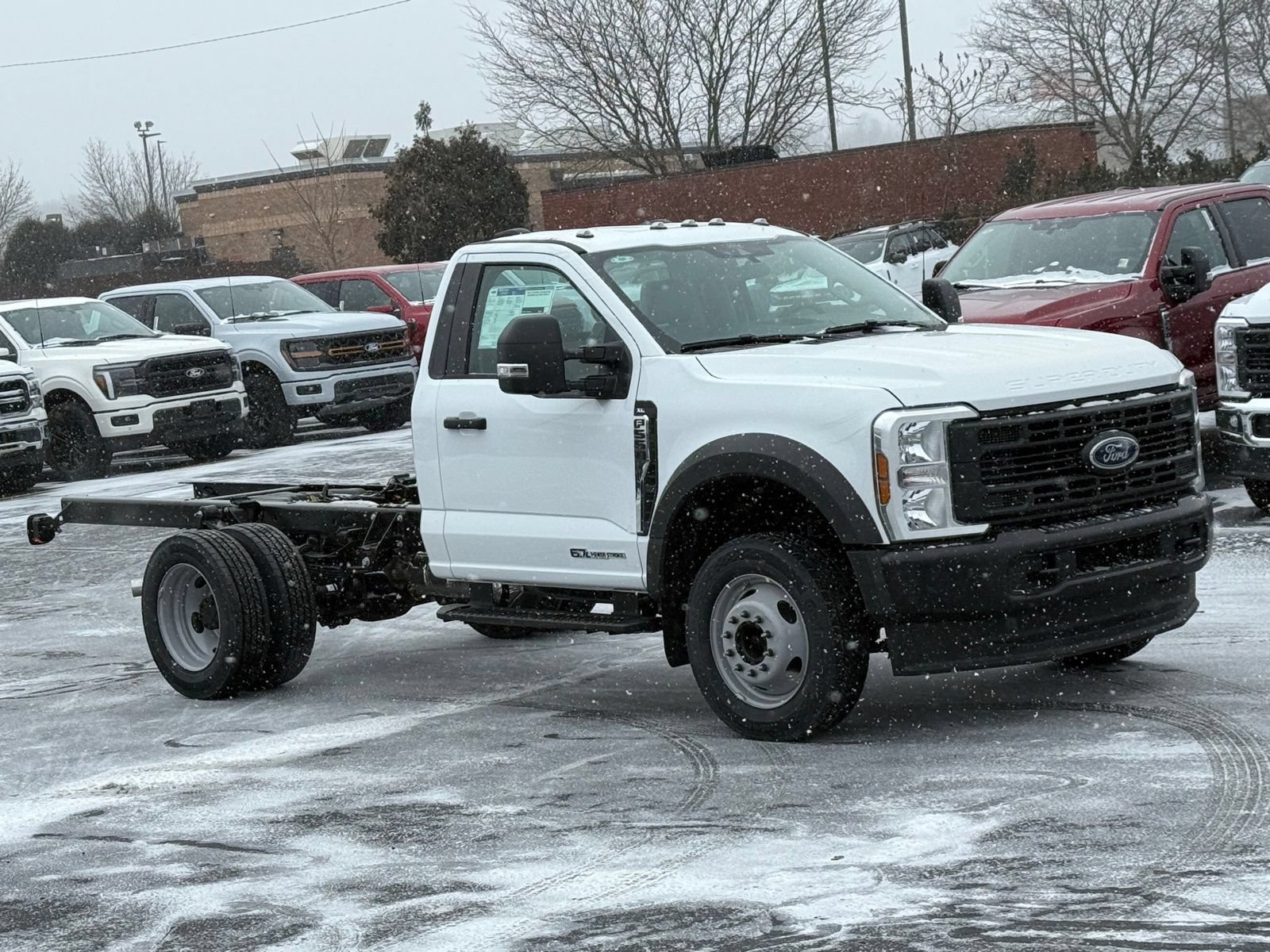 New 2026 Ford F550 2WD Regular Cab Super Duty image 9