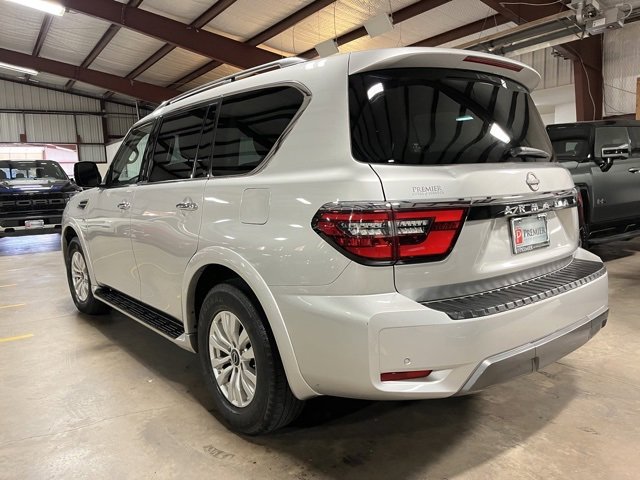 Used 2022 Nissan Armada SV image 4