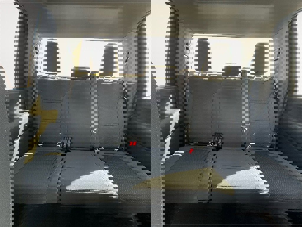 Used 2021 GMC Sierra 2500 4x4 Crew Cab w/ Convenience Package image 13