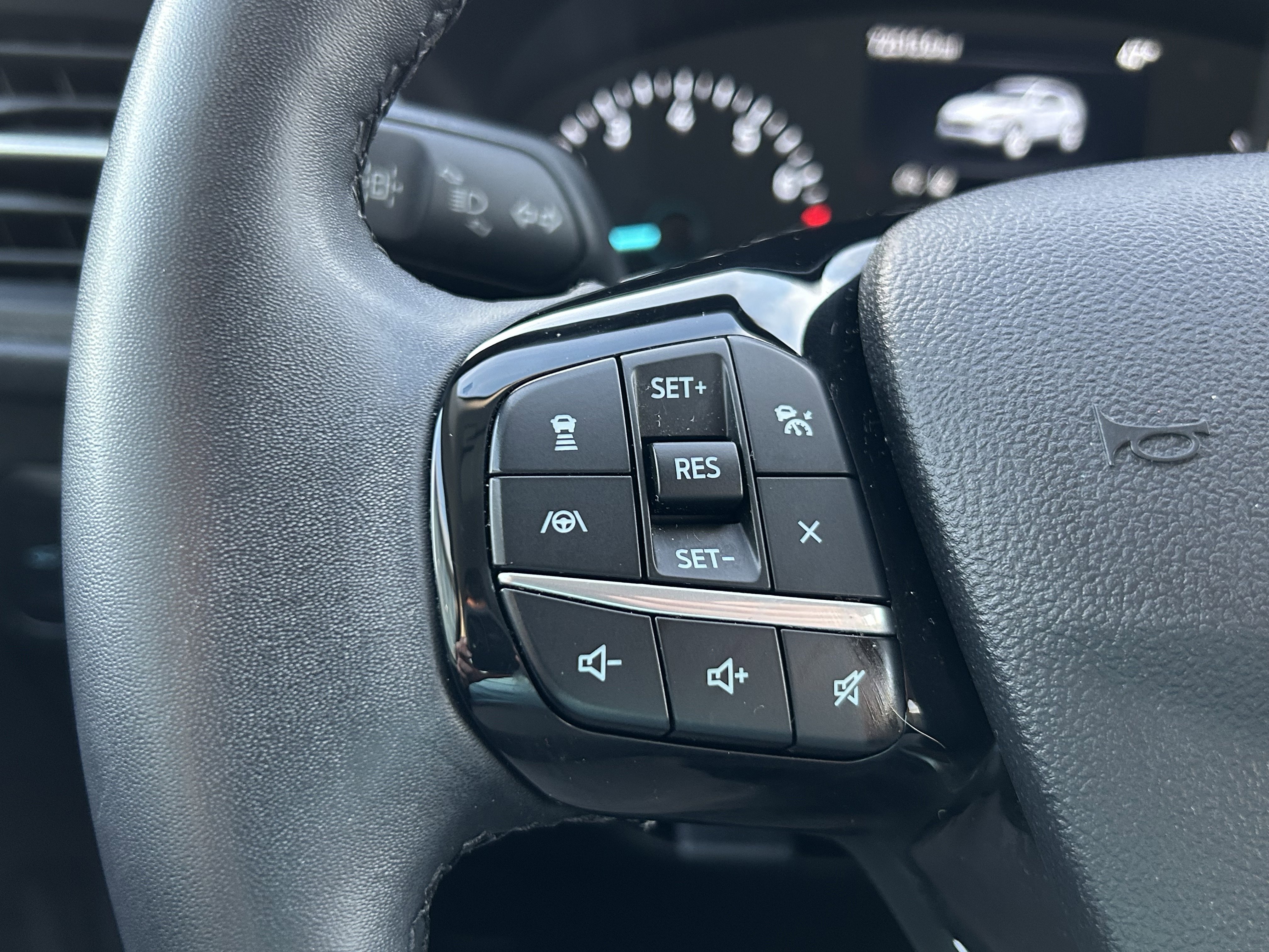 Used 2022 Ford Escape SE w/ Convenience Package image 20