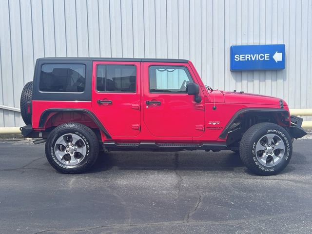 Used 2016 Jeep Wrangler Unlimited Sahara w/ Connectivity Group image 9
